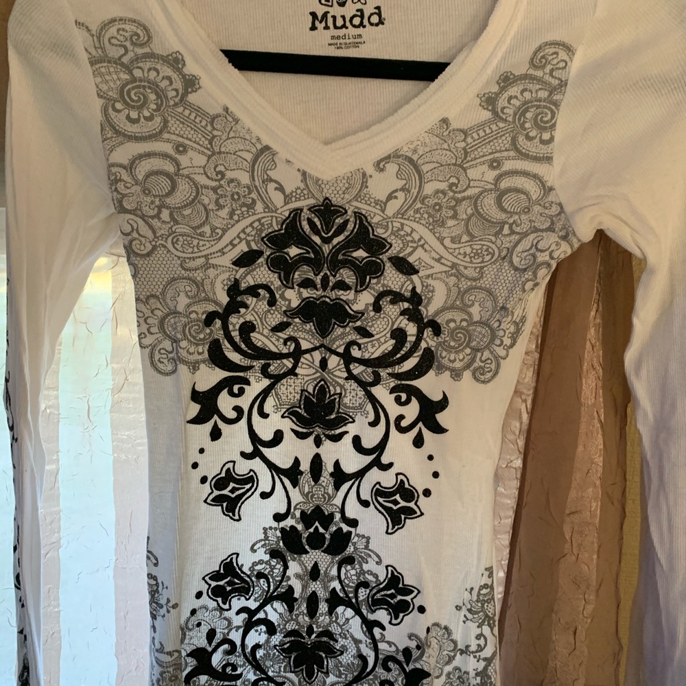 Mudd long sleeve top
